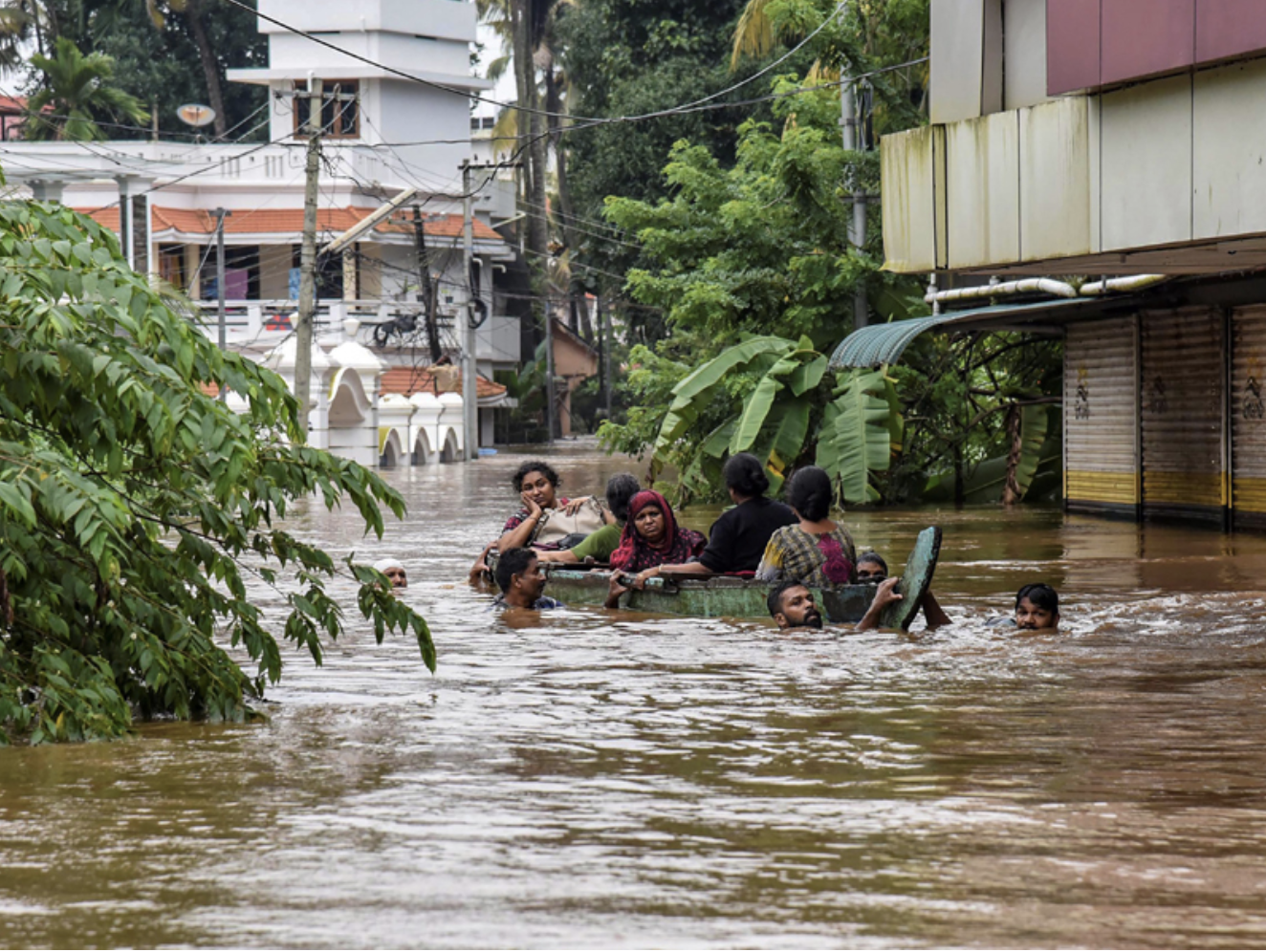 Raising funds for Flood Relief Operations in Kerala