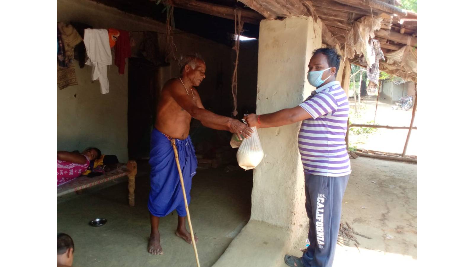 Help Returning Migrant Workers Recover From COVID-19 Crisis