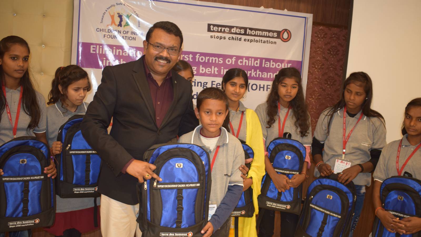 Bal Munch Members with TDH Country Mr. Thangam Ji 