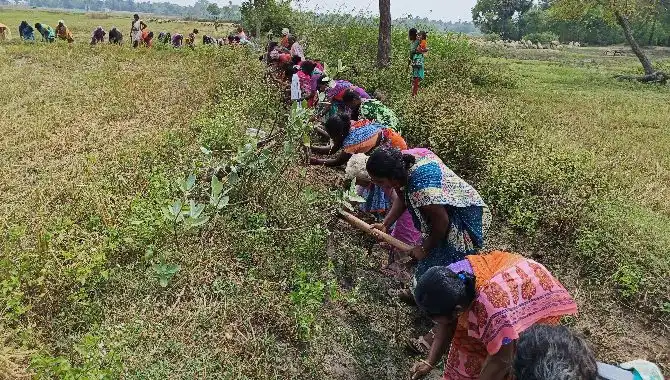Donate for Community & Rural Development and Support Goonj | Empowering ...