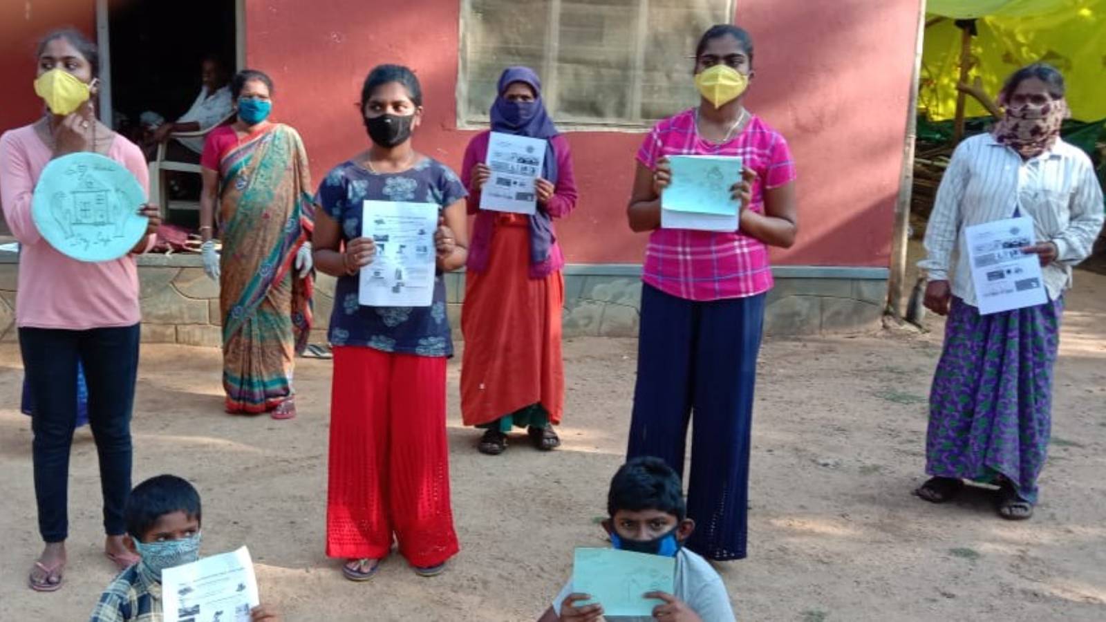 Kishoris raising awareness, Periyapatna
